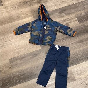 GAP Camouflage Hooded Jacket and Navy Pants Set